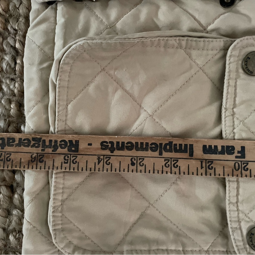 American Living Quilted Beige Jacket with Dark Brown Details - Picture 11 of 11